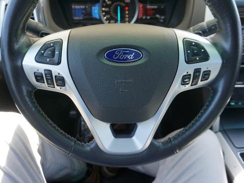 Used 2013 Ford Explorer Sport image 18