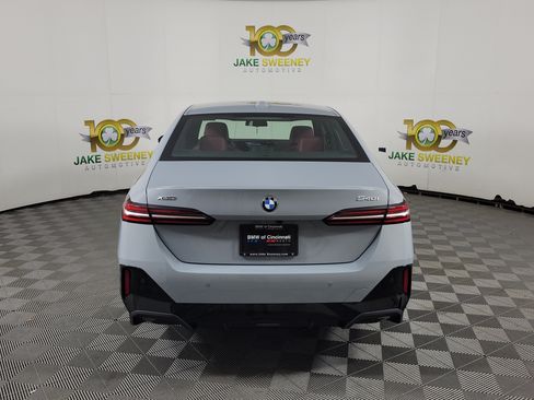 Certified 2026 BMW 540i xDrive w/ M Sport Package AWD/4WD image 6