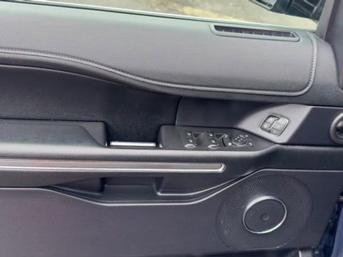 Certified 2020 Ford Expedition XLT w/ Equipment Group 202A image 9