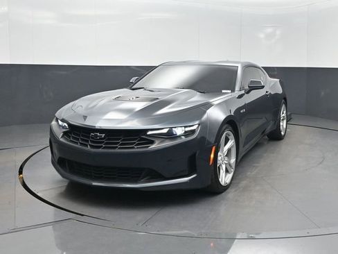 Used 2023 Chevrolet Camaro LT RWD image 1