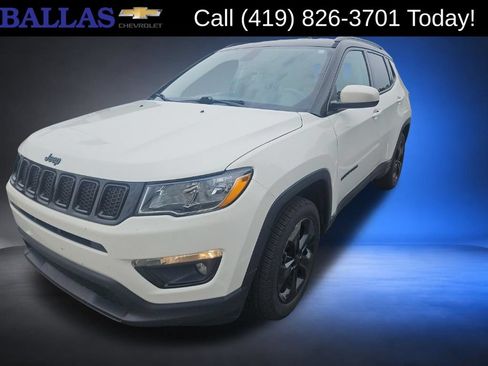 Used 2018 Jeep Compass Latitude w/ Popular Equipment Group AWD/4WD image 1