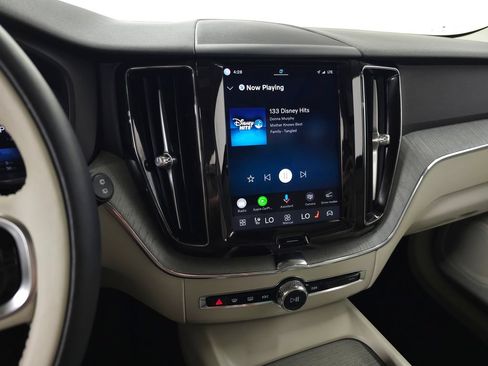 Certified 2025 Volvo XC60 T8 Plus w/ Climate Package AWD/4WD image 22