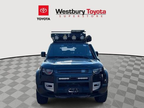 Used 2023 Land Rover Defender 110 S image 3