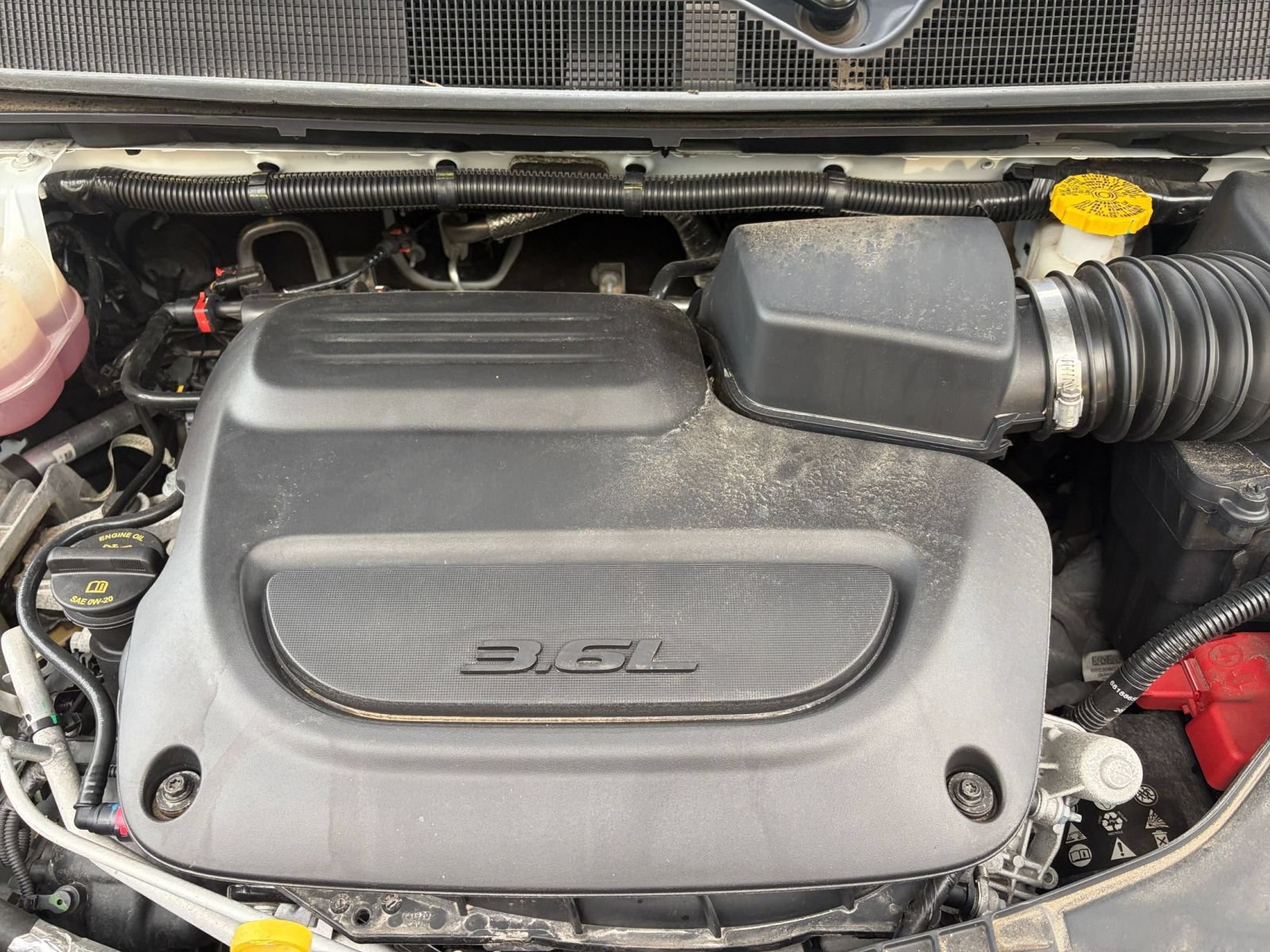 Used 2025 Chrysler Pacifica Select FWD image 34