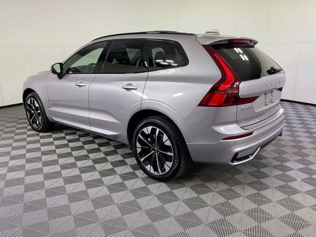 Certified 2026 Volvo XC60 B5 Plus AWD/4WD image 4