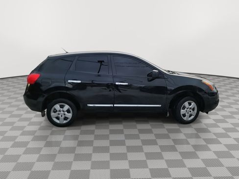 Used 2015 Nissan Rogue S image 9
