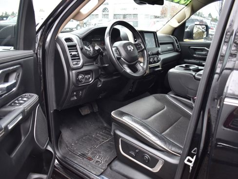 Used 2019 RAM 1500 Laramie image 12