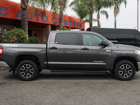 Used 2015 Toyota Tundra SR5 w/ TRD Off Road Package image 10