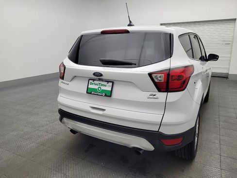 Used 2019 Ford Escape SE image 7