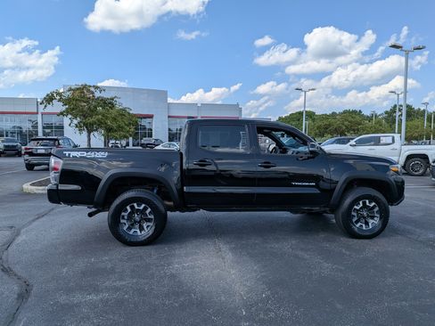 Certified 2023 Toyota Tacoma TRD Off-Road w/ TRD Premium Off Road Package AWD/4WD image 10