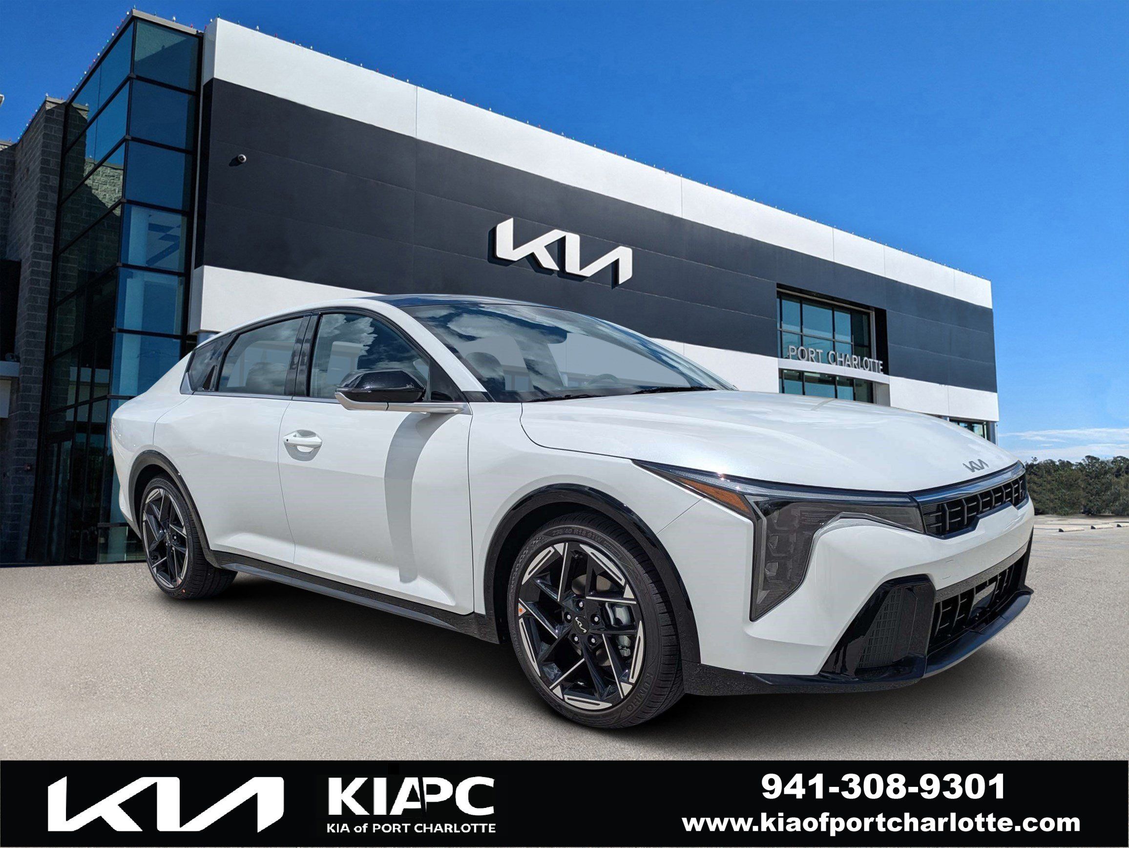 New 2026 Kia K4 EX w/ GT-Line Premium Package FWD image 1