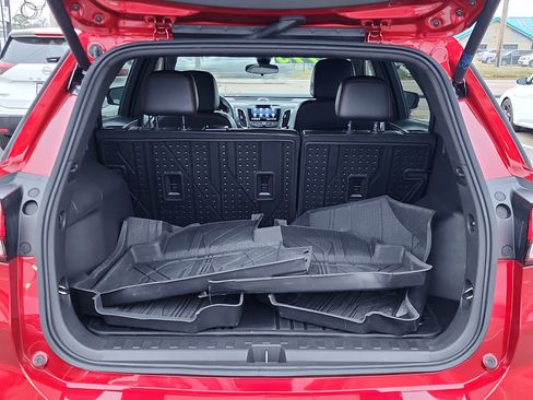 Used 2024 Chevrolet Equinox RS w/ RS Leather Package image 4