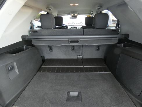 Used 2015 Chevrolet Equinox LT w/ Driver Convenience Package image 16