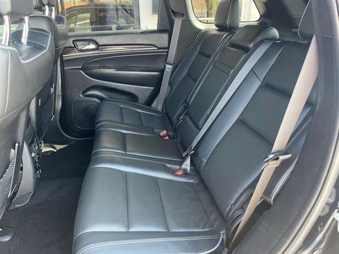 Used 2021 Jeep Grand Cherokee Overland image 20