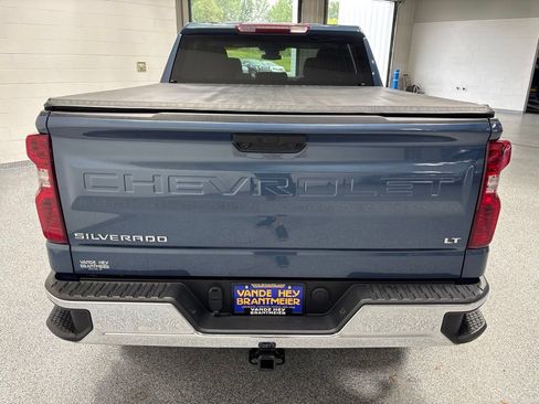 Used 2024 Chevrolet Silverado 1500 LT AWD/4WD image 6