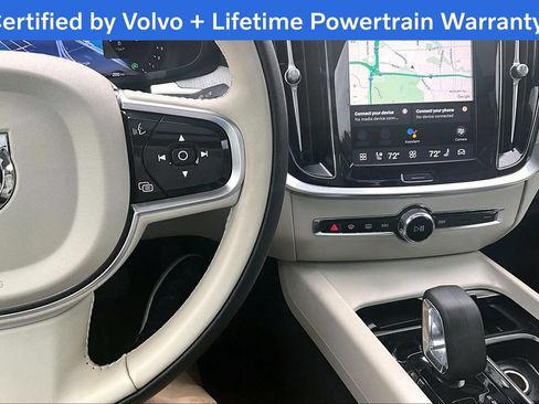 Used 2025 Volvo S60 B5 Plus AWD/4WD image 28