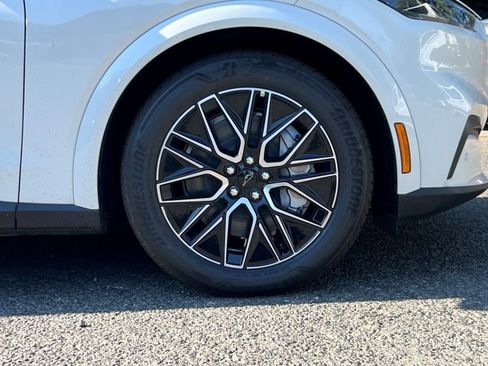 New 2025 Ford Mustang Mach-E Premium image 5