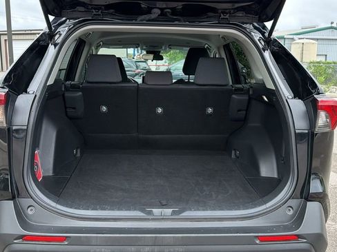 Certified 2025 Toyota RAV4 XLE image 37