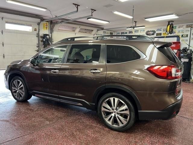 Used 2019 Subaru Ascent Touring w/ Popular Package #3 AWD/4WD image 2