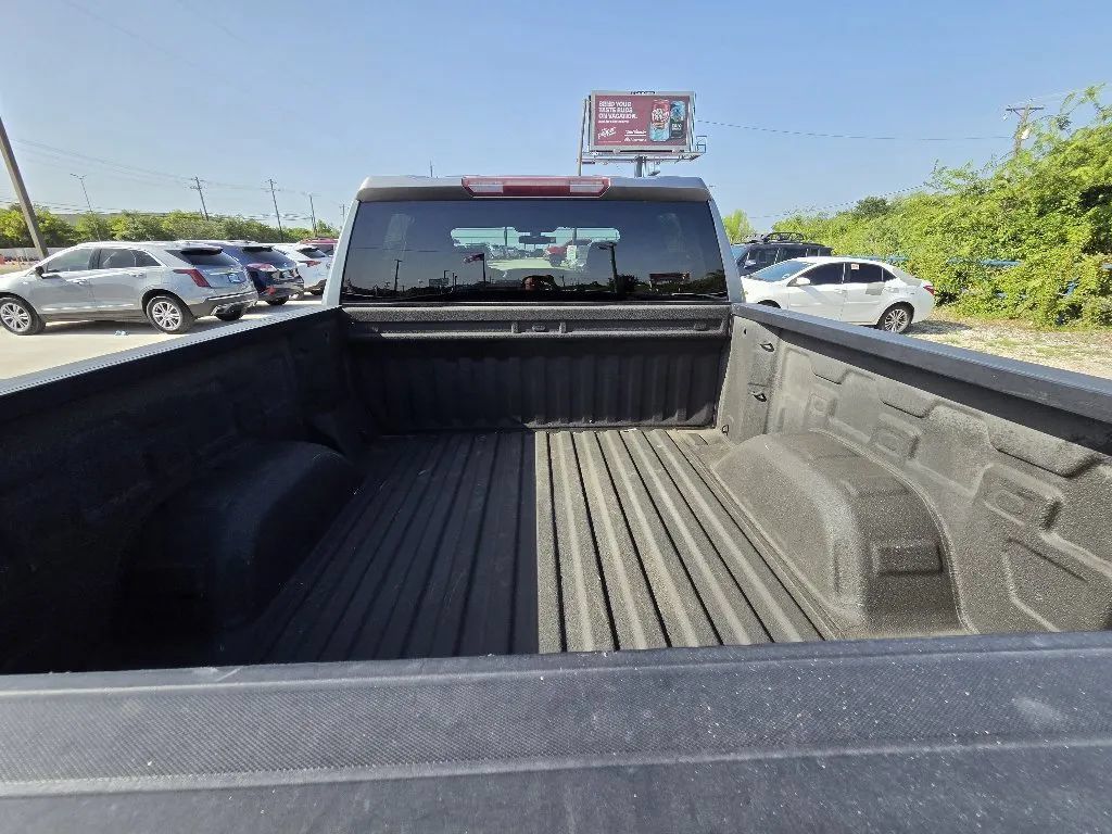 Used 2020 GMC Sierra 1500 Elevation w/ Elevation Value Package RWD image 7