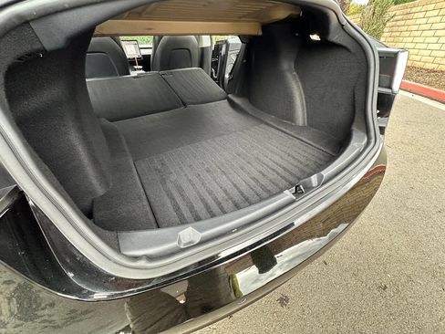 Used 2021 Tesla Model 3 Standard Range Plus image 31