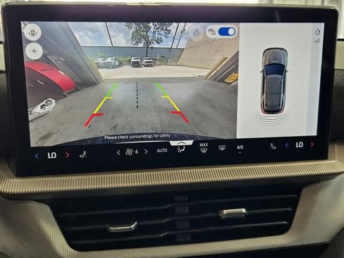 New 2026 Ford Explorer Active image 14