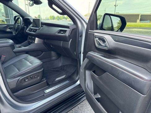 Used 2023 Chevrolet Tahoe RST w/ Luxury Package AWD/4WD image 33