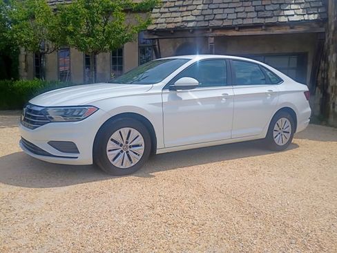 Used 2019 Volkswagen Jetta S w/ Driver Assistance Package FWD image 5