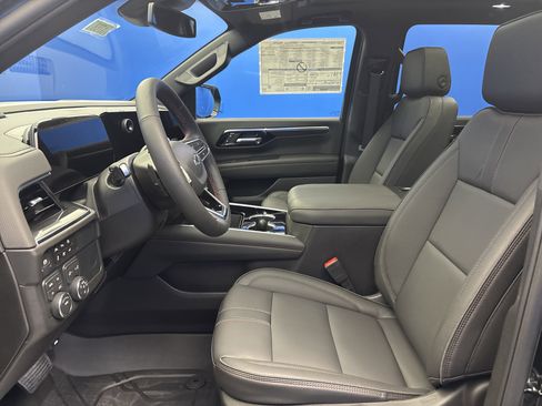 New 2026 Chevrolet Suburban RST w/ Comfort Package AWD/4WD image 12