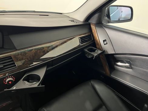 Used 2005 BMW 525i Sedan image 29