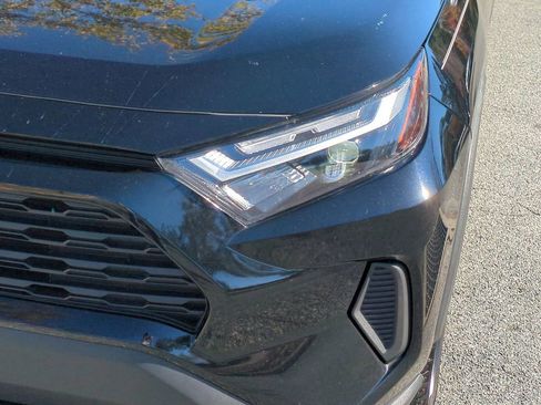 Certified 2022 Toyota RAV4 XLE image 10