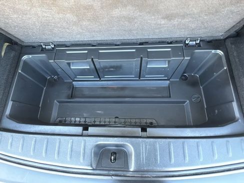 Used 2022 Nissan Pathfinder SV AWD/4WD image 27