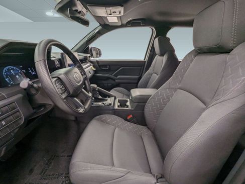 New 2025 Toyota Tacoma SR image 4
