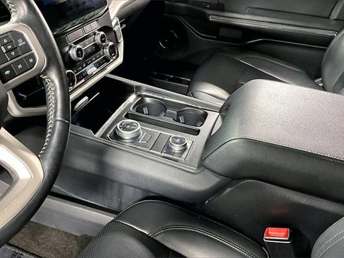 Used 2023 Ford Expedition Max XLT image 18