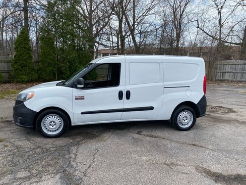 Used 2021 RAM ProMaster City Tradesman image 2