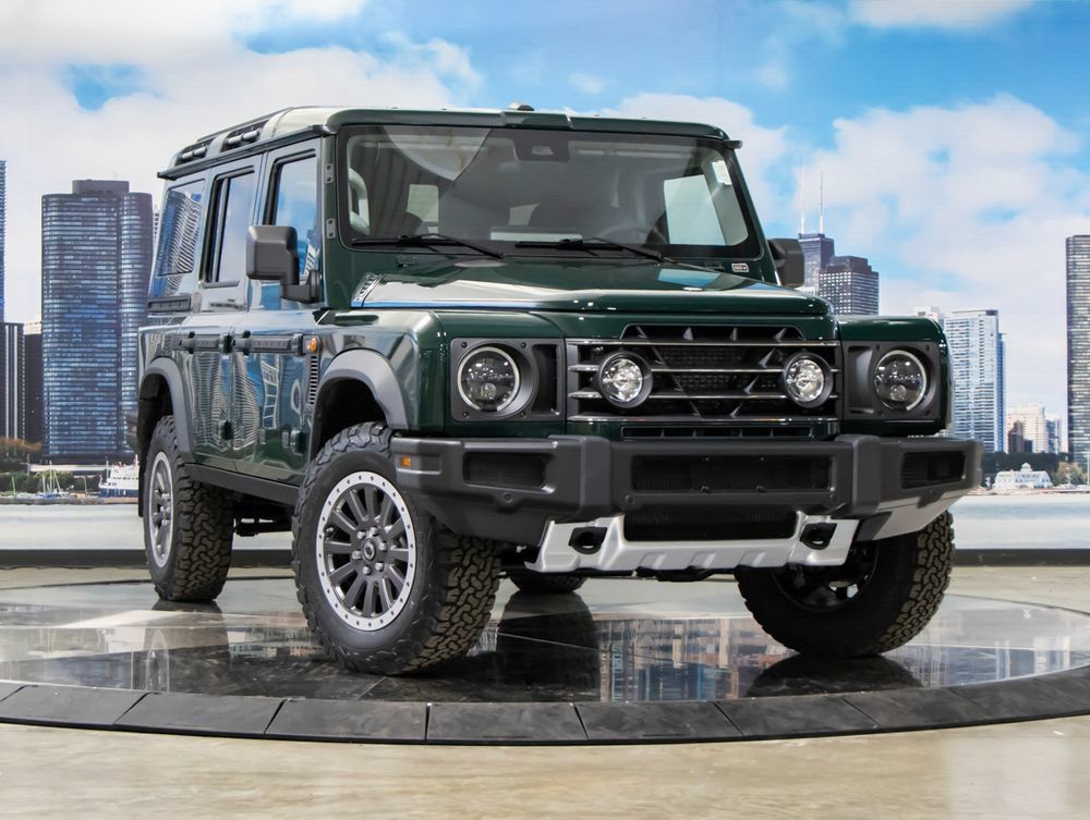 Used 2025 INEOS Grenadier Station Wagon AWD/4WD image 1