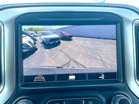 Used 2020 Chevrolet Silverado 1500 RST AWD/4WD image 38