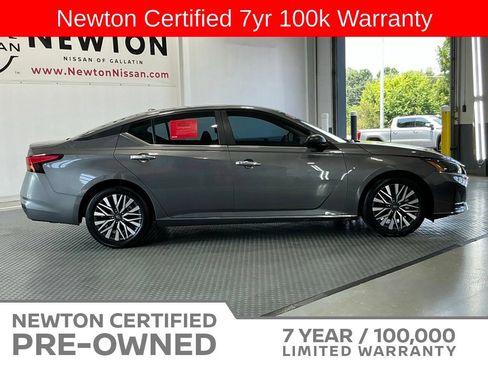 Used 2025 Nissan Altima 2.5 SV FWD image 4