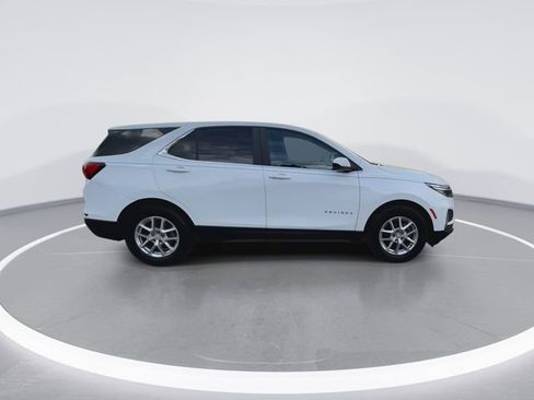 Used 2024 Chevrolet Equinox LT w/ LPO, Floor Liner Package FWD image 12