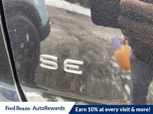 New 2026 Volkswagen Atlas Cross Sport SE image 9