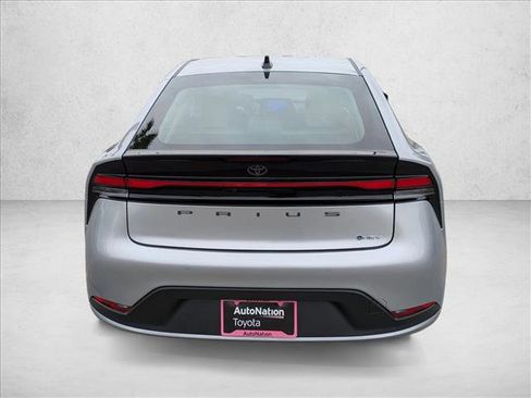 New 2026 Toyota Prius LE image 8