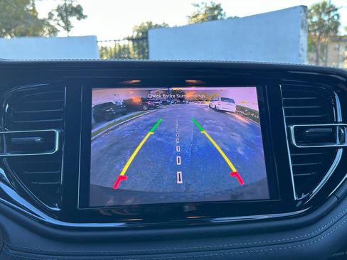 Used 2021 Dodge Durango Citadel w/ Premium Entertainment Group image 28