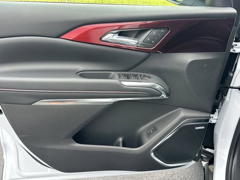 New 2026 Chevrolet Traverse RS w/ LPO, Floor Liner Package AWD/4WD image 13