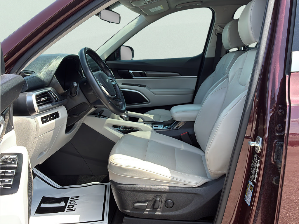 Used 2022 Kia Telluride S FWD image 22