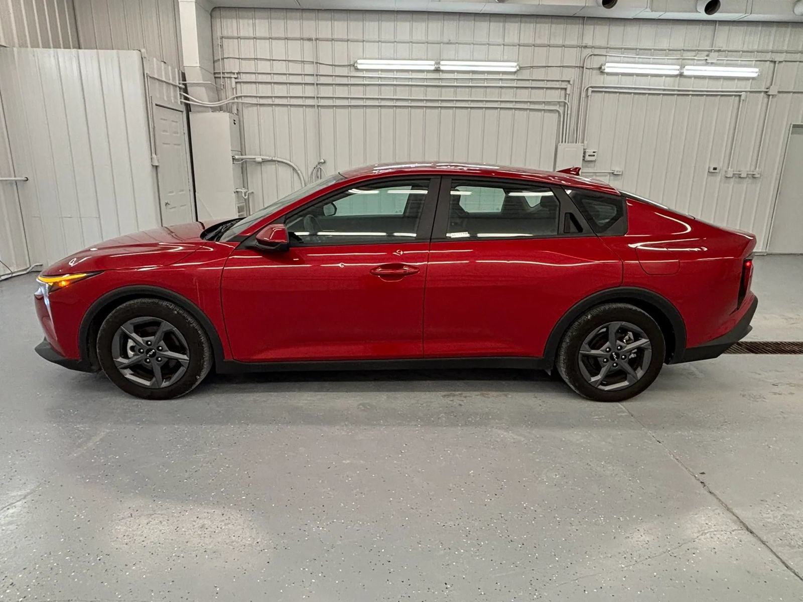Used 2025 Kia K4 FWD image 8