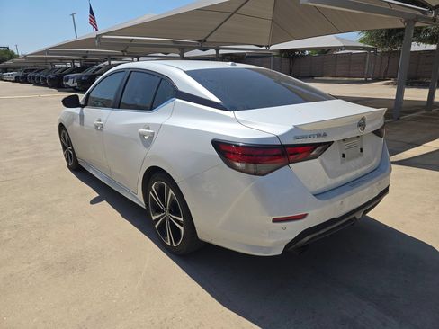 Used 2021 Nissan Sentra SR FWD image 5