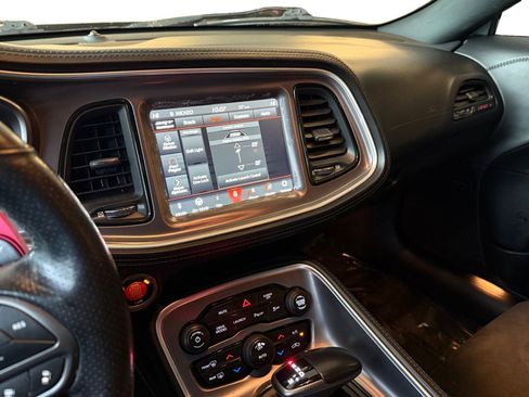 Used 2020 Dodge Challenger R/T Scat Pack image 15