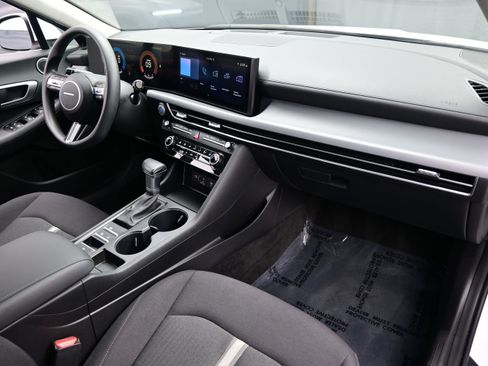 Certified 2026 Hyundai Sonata SE FWD image 14