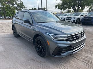 Used 2023 Volkswagen Tiguan SE R-Line video 1