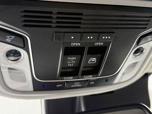 Used 2020 Honda Ridgeline RTL-E image 31